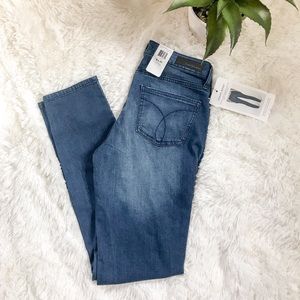 Calvin Klein Ultimate Skinny Jeans Size 8